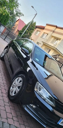 Volkswagen Jetta cena 52000 przebieg: 101700, rok produkcji 2017 z Warszawa małe 121